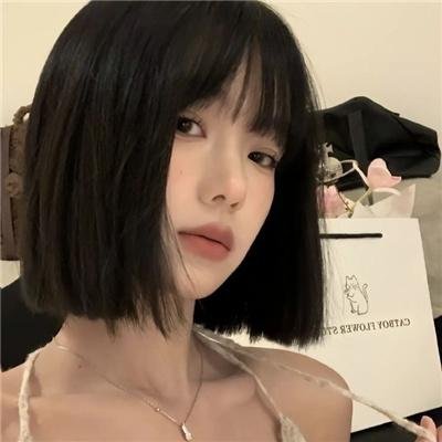 桃花含露又春风